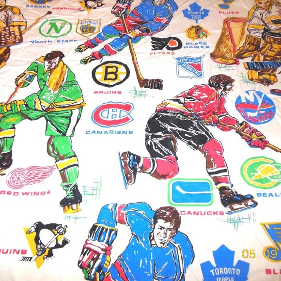 1970's NHL Hockey Logo Bed Sheet California Golden Seals Minnesota North Stars - Picture 5 of 6